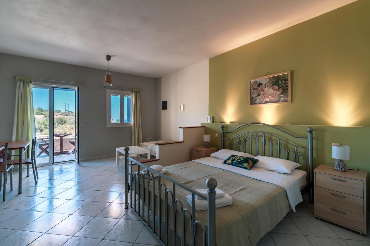 Philyra Appartments Agia Pelagia  Exterior photo