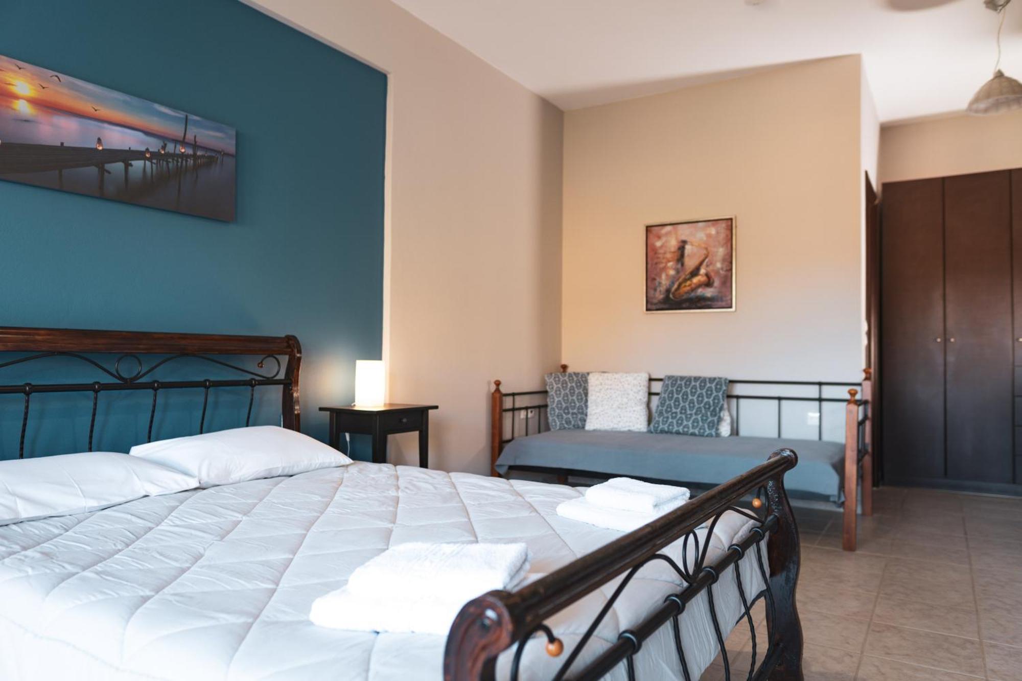 Philyra Appartments Agia Pelagia  Room photo